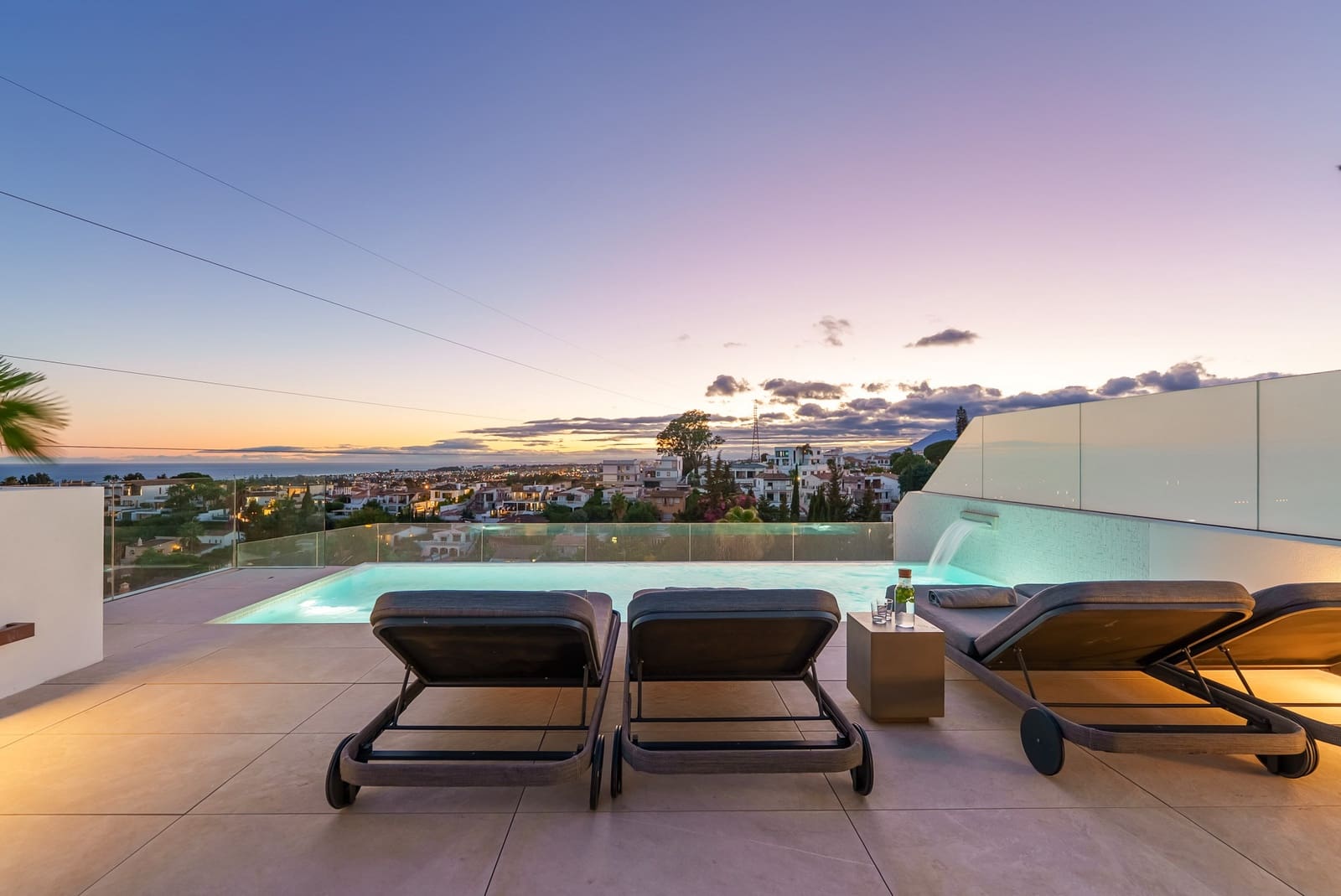 4 sovrum Semi-fristående Villa till salu i Marbella med pool garage - 4 450 000 € (Ref: 9375034)