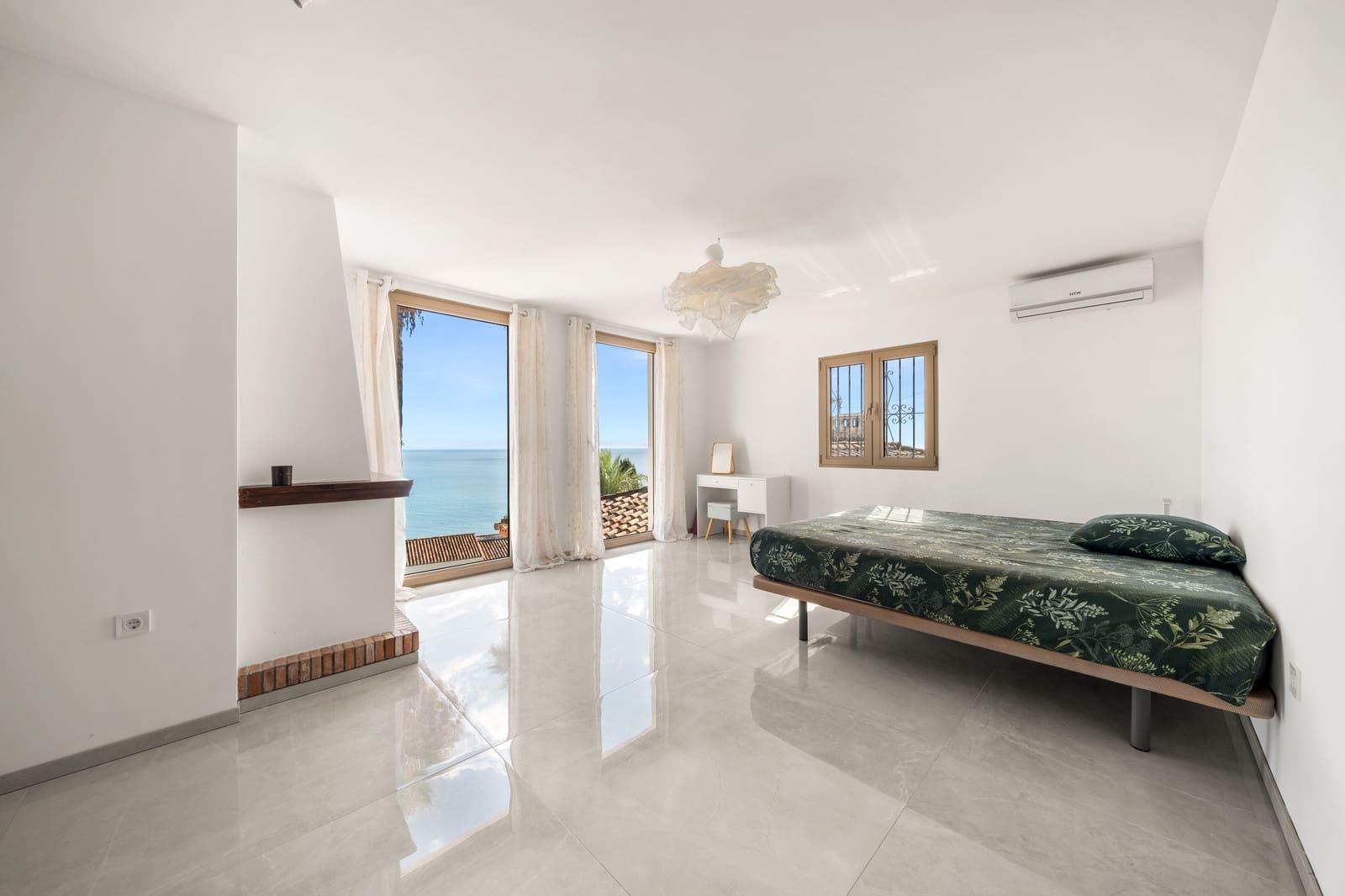 7 soveværelse Villa til salg i Buenas Noches med swimmingpool garage - € 1.840.000 (Ref: 9378825)