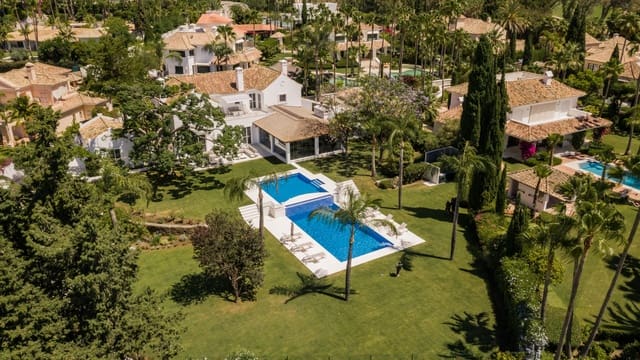 6 chambre Villa/Maison à vendre à Los Naranjos, Marbella avec piscine garage - 9 750 000 € (Ref: 9385210)