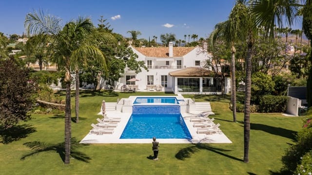 6 sypialnia Willa na sprzedaż w Los Naranjos, Marbella z basenem garażem - 9 750 000 € (Ref: 9385210)