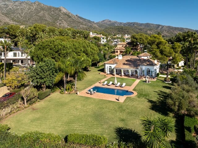 5 sypialnia Willa na sprzedaż w Sierra Blanca, Marbella z basenem garażem - 13 800 000 € (Ref: 9385211)
