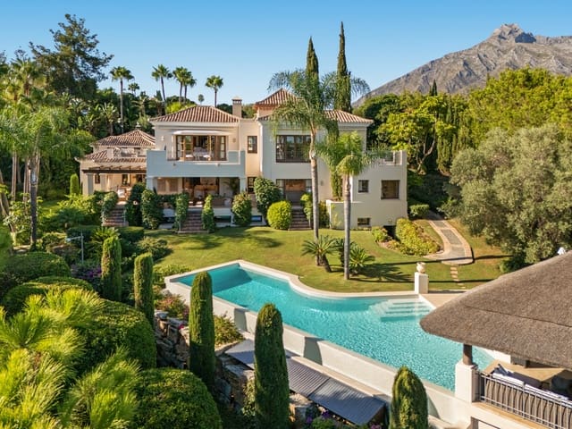 6 bedroom Villa for sale in Lomas De Marbella, Marbella with pool garage - € 8,950,000 (Ref: 9385212)