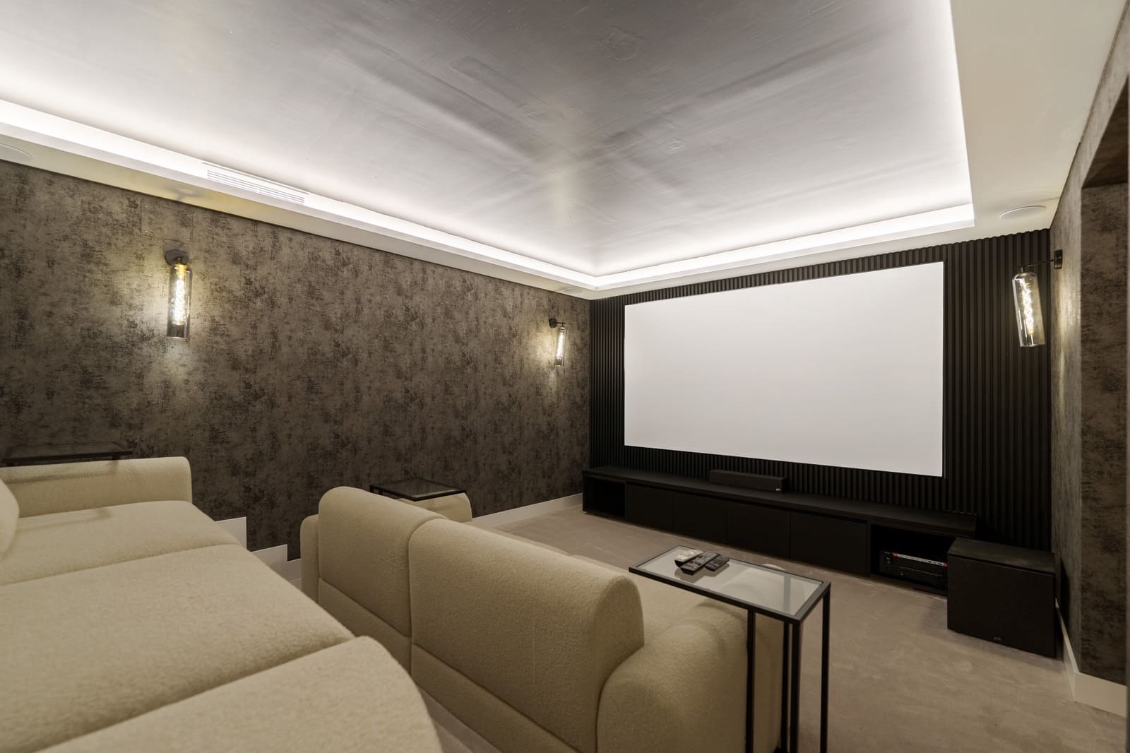 6 chambre Villa/Maison à vendre à Nueva Andalucia avec piscine garage - 11 950 000 € (Ref: 9385214)