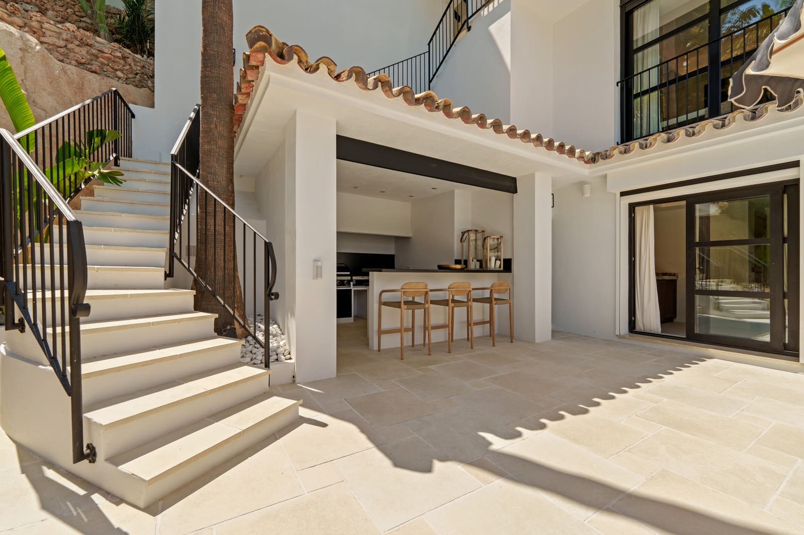 6 chambre Villa/Maison à vendre à Nueva Andalucia avec piscine garage - 11 950 000 € (Ref: 9385214)