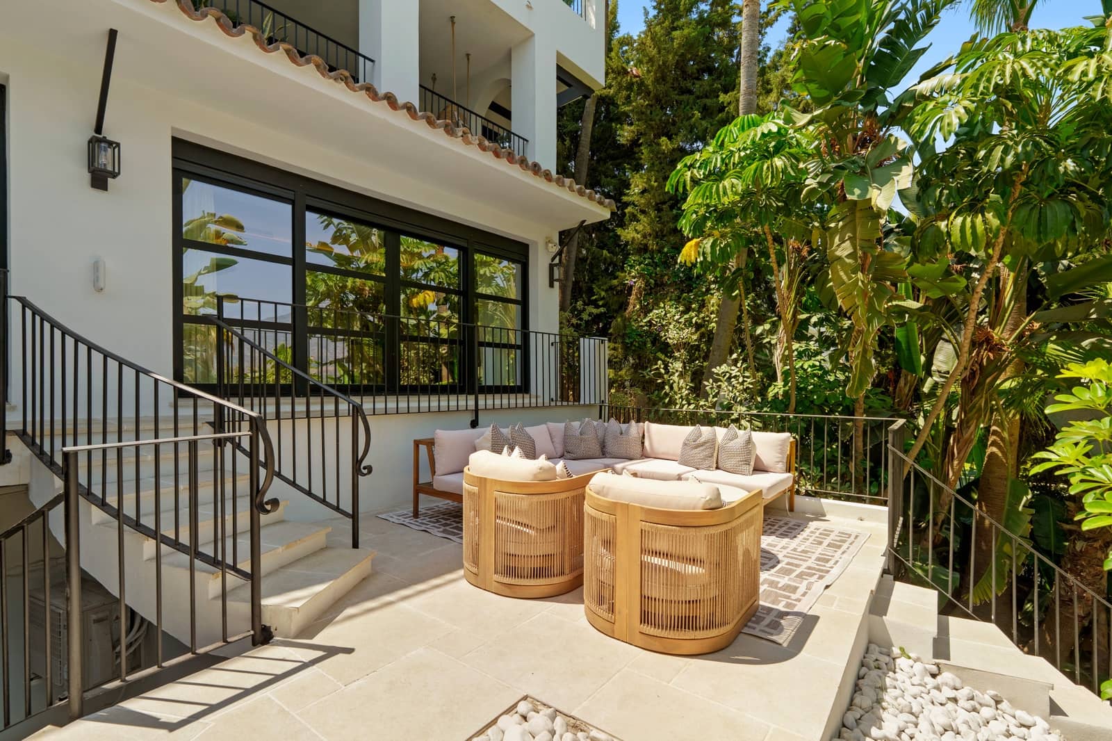 6 chambre Villa/Maison à vendre à Nueva Andalucia avec piscine garage - 11 950 000 € (Ref: 9385214)