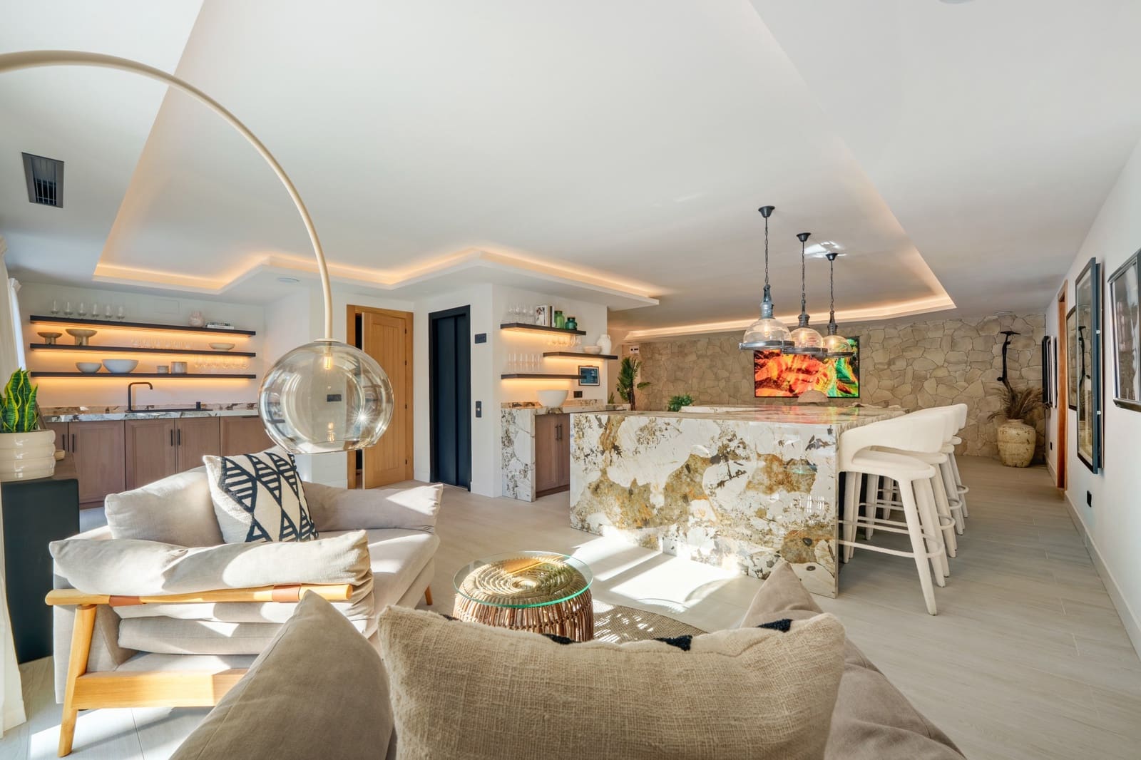 6 chambre Villa/Maison à vendre à Nueva Andalucia avec piscine garage - 11 950 000 € (Ref: 9385214)