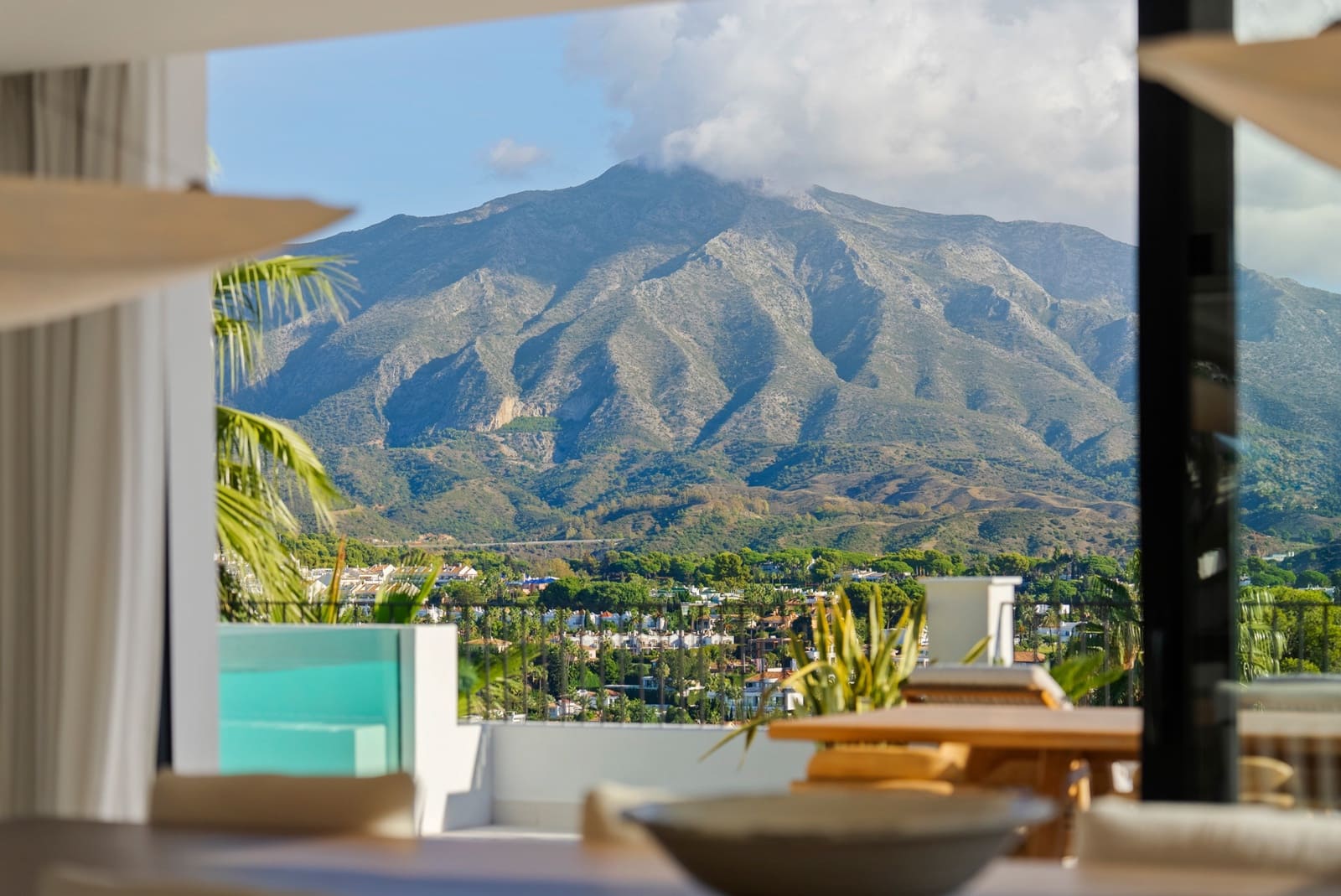 6 chambre Villa/Maison à vendre à Nueva Andalucia avec piscine garage - 11 950 000 € (Ref: 9385214)