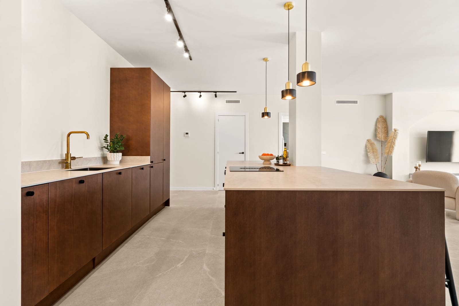 3 sovrum Lägenhet till salu i La Quinta med pool garage - 899 000 € (Ref: 9413764)