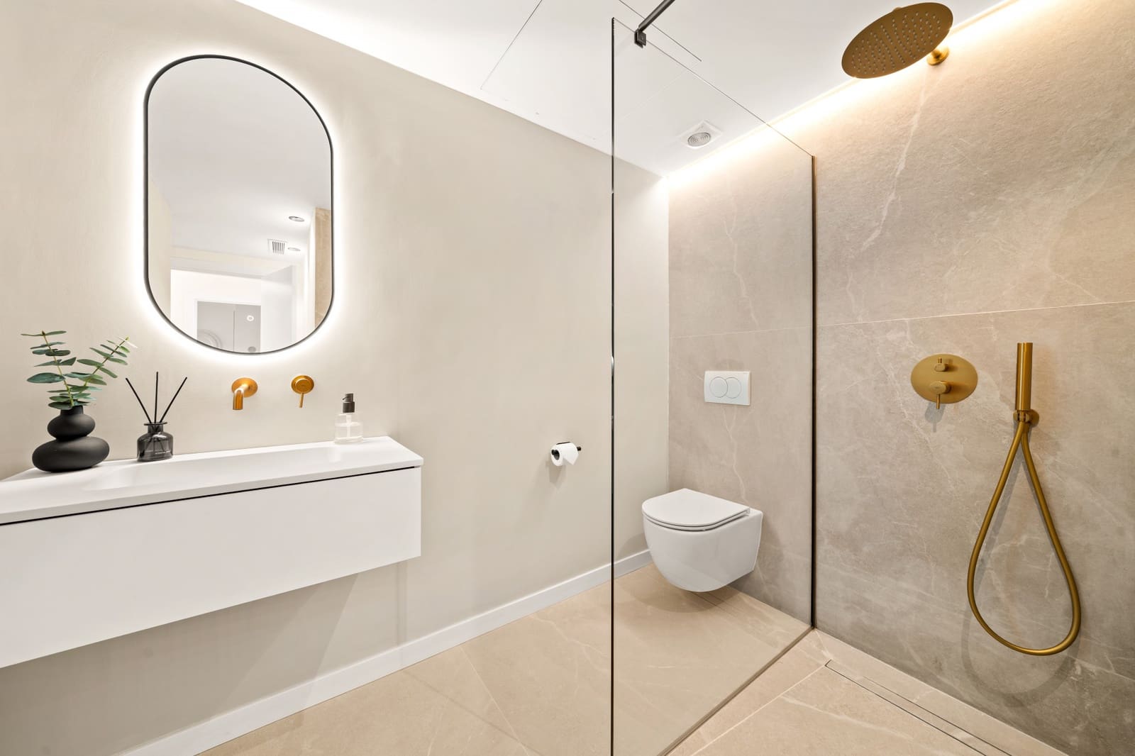 3 sovrum Lägenhet till salu i La Quinta med pool garage - 899 000 € (Ref: 9413764)