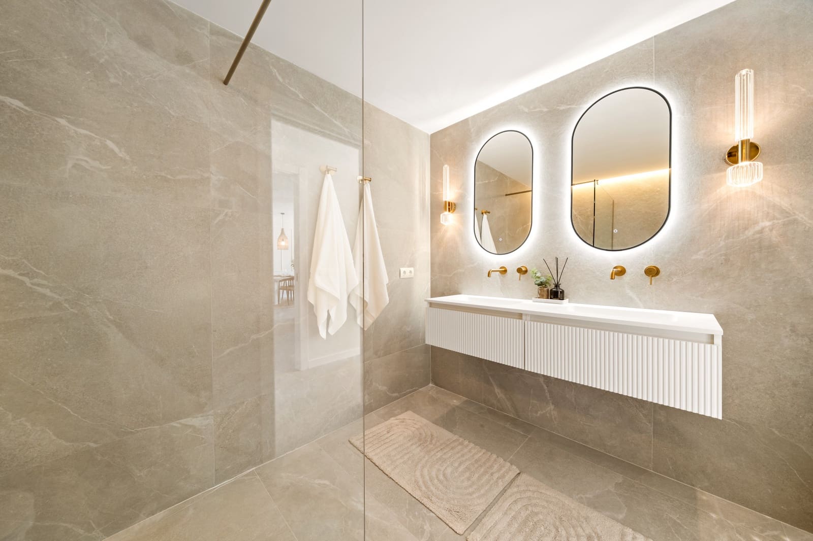 3 sovrum Lägenhet till salu i La Quinta med pool garage - 899 000 € (Ref: 9413764)