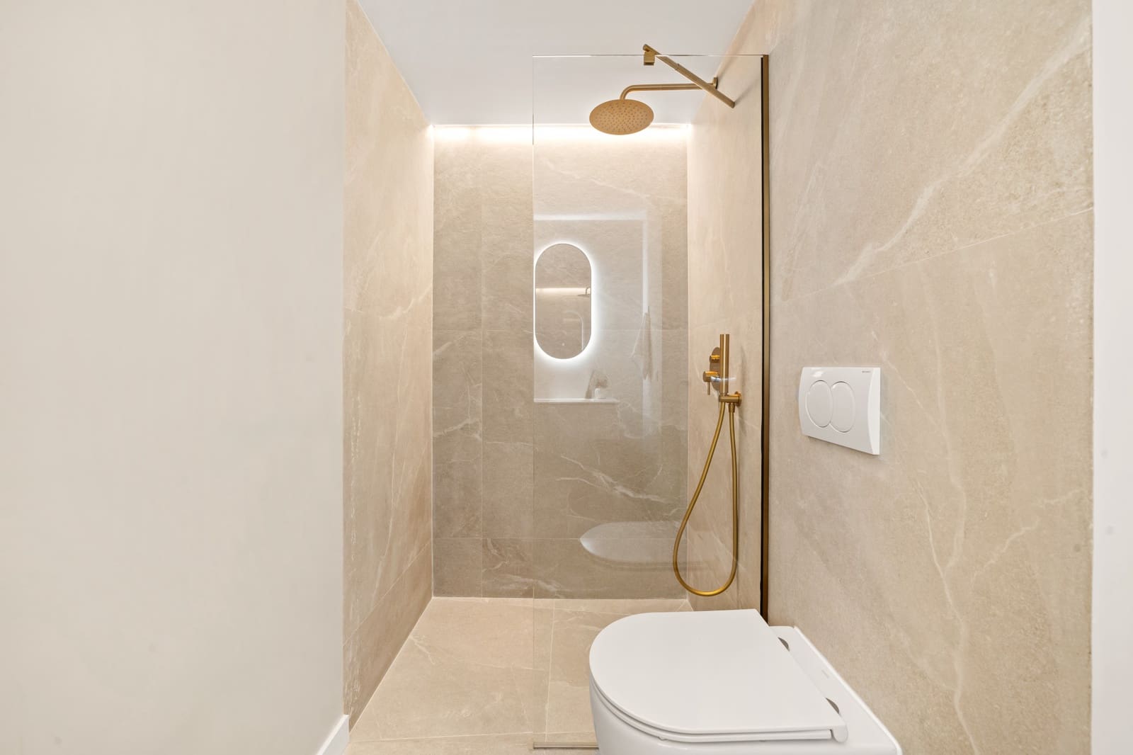 3 slaapkamer Appartement te koop in La Quinta met zwembad garage - € 899.000 (Ref: 9413764)