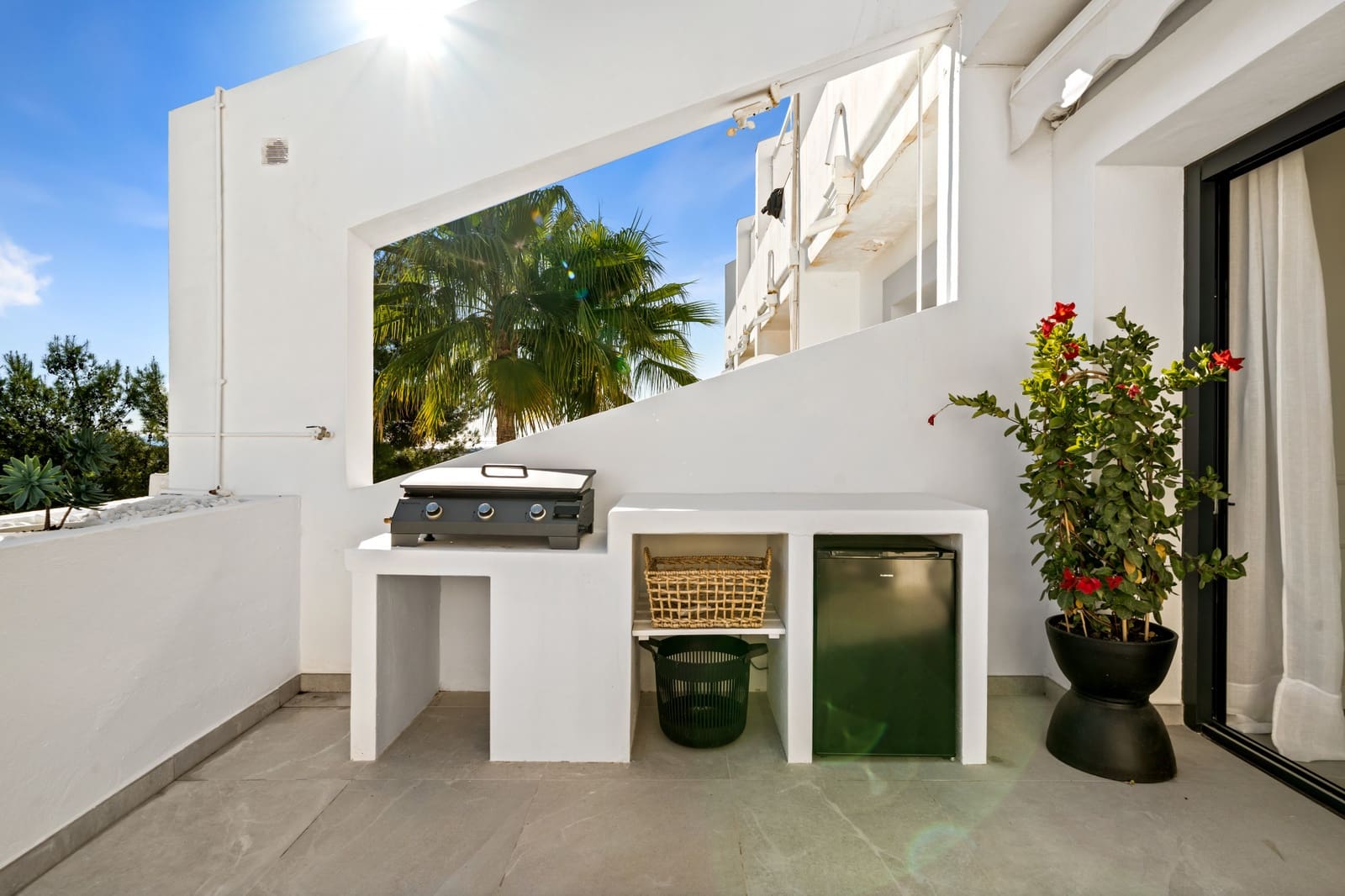 3 slaapkamer Appartement te koop in La Quinta met zwembad garage - € 899.000 (Ref: 9413764)