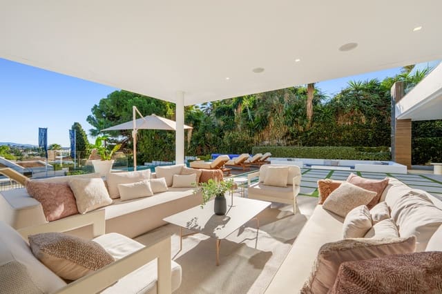 5 sypialnia Willa na sprzedaż w Las Brisas, Marbella z basenem garażem - 4 990 000 € (Ref: 9415463)