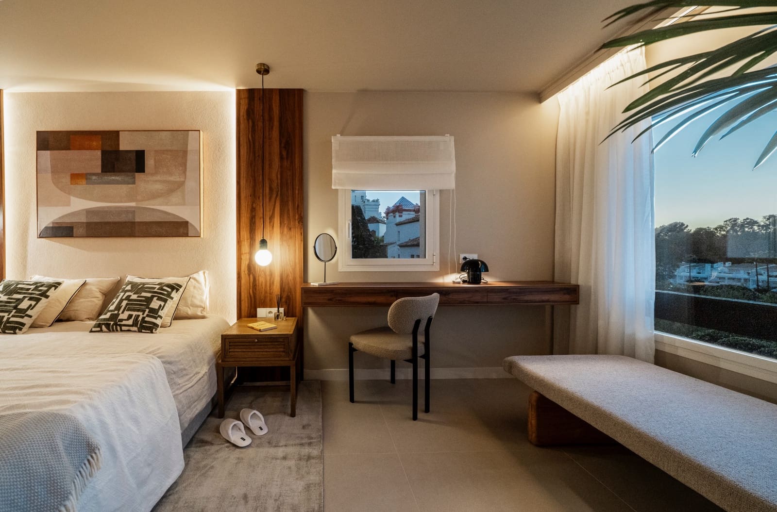 3 bedroom Apartment for sale in La Quinta with pool garage - € 849,000 (Ref: 9426951)