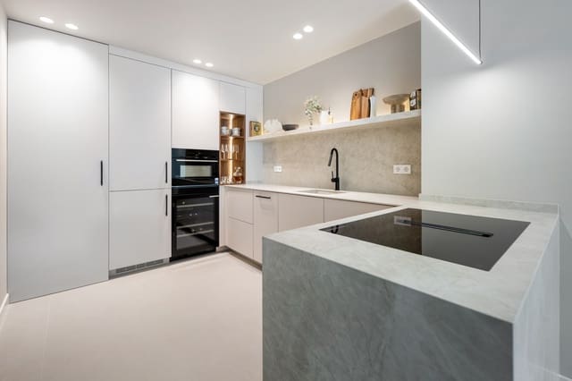 3 sovrum Lägenhet till salu i La Quinta, Benahavís med pool garage - 849 000 € (Ref: 9426951)