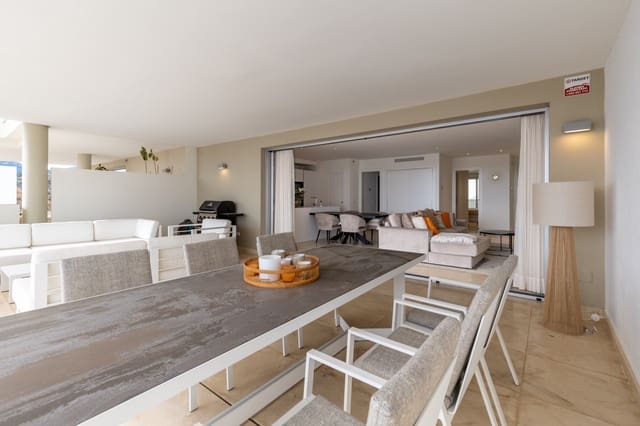 2 Zimmer Apartment zu verkaufen in Los Naranjos, Marbella mit Pool Garage - 845.000 € (Ref: 9431251)