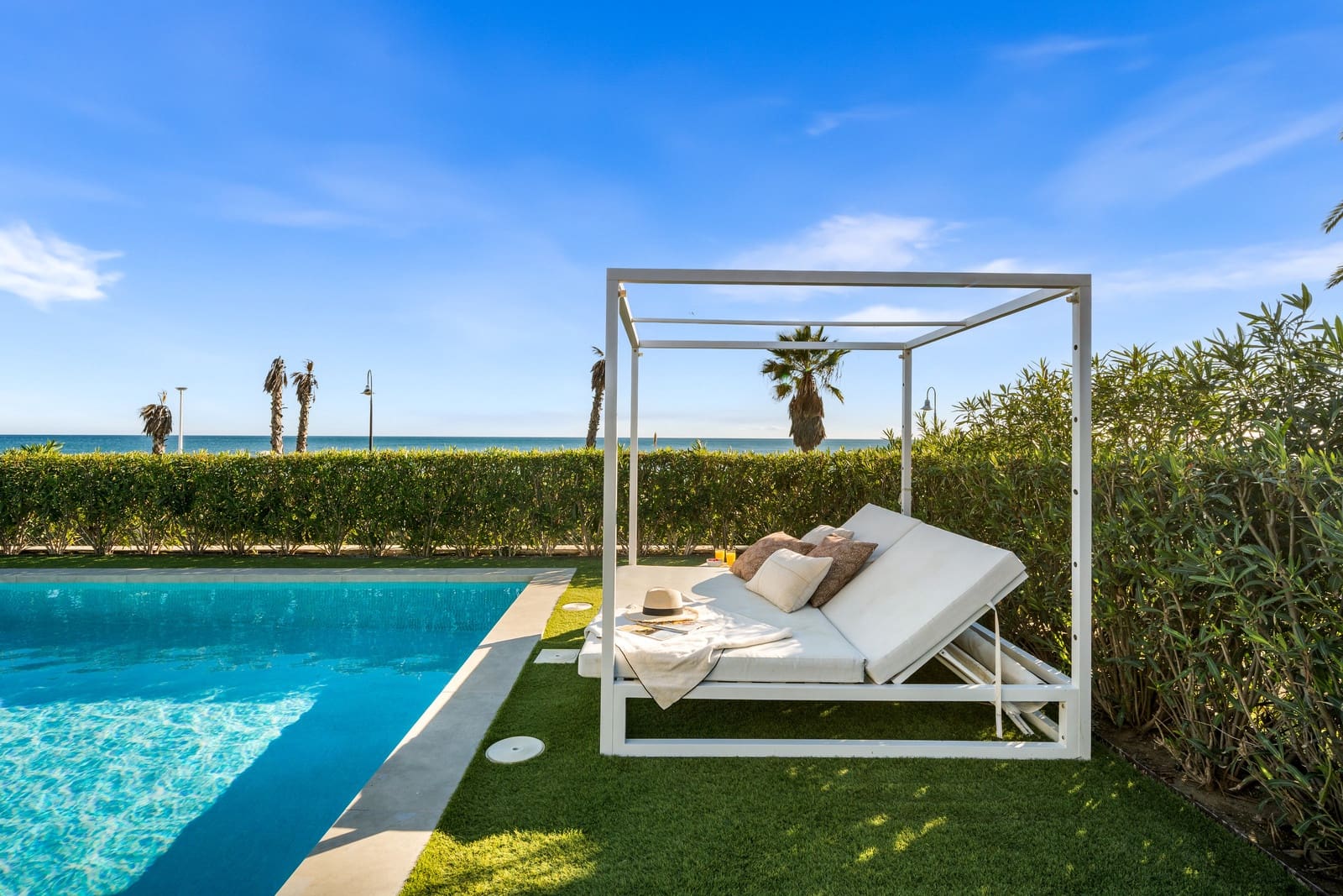 5 sypialnia Willa na sprzedaż w New Golden Mile z basenem garażem - 6 200 000 € (Ref: 9446122)