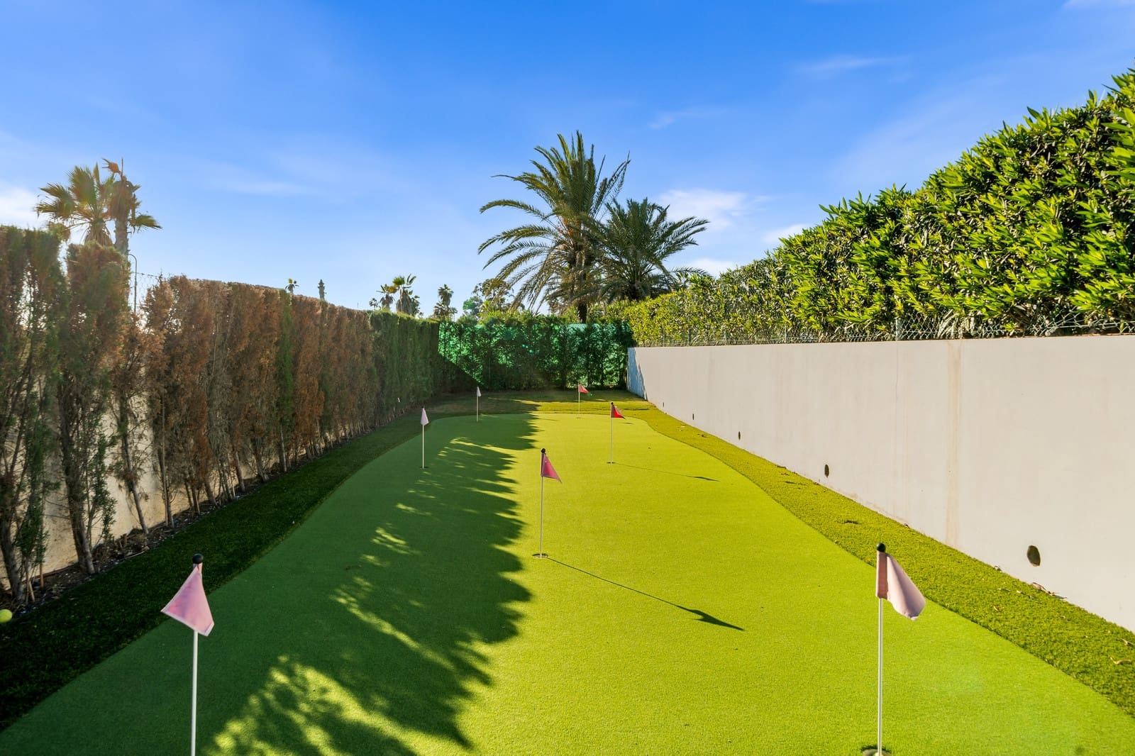5 slaapkamer Villa te koop in Estepona met zwembad garage - € 5.995.000 (Ref: 9446122)