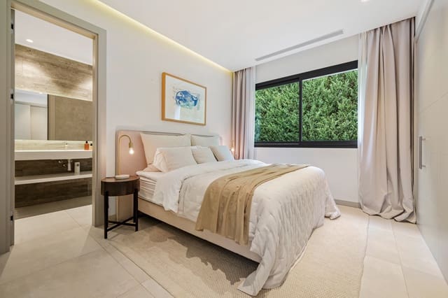 5 chambre Villa/Maison à vendre à Puerto Banus, Marbella avec piscine garage - 4 895 000 € (Ref: 9574074)