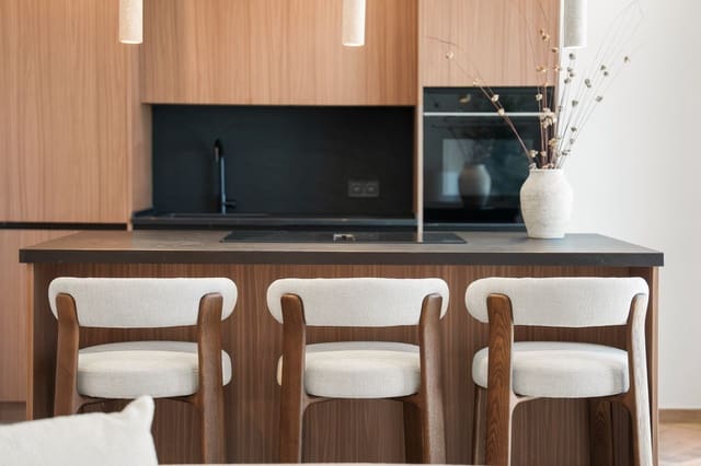 3 chambre Penthouse à vendre à La Quinta, Benahavís avec piscine garage - 920 000 € (Ref: 9644595)
