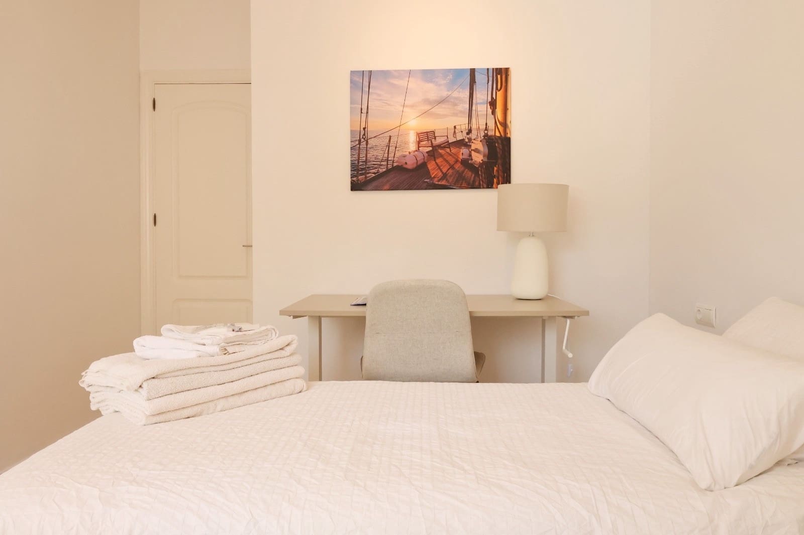 2 Zimmer Apartment zu vermieten in Bel-Air mit Pool - 2.200 € (Ref: 9683400)