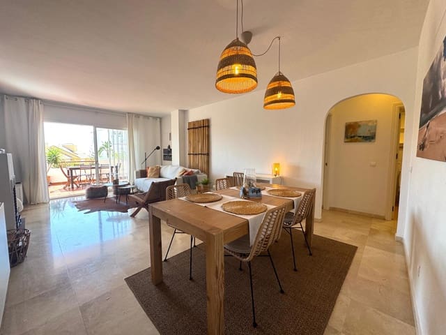 2 Zimmer Apartment zu vermieten in Bel-Air, Estepona mit Pool - 2.200 € (Ref: 9683400)