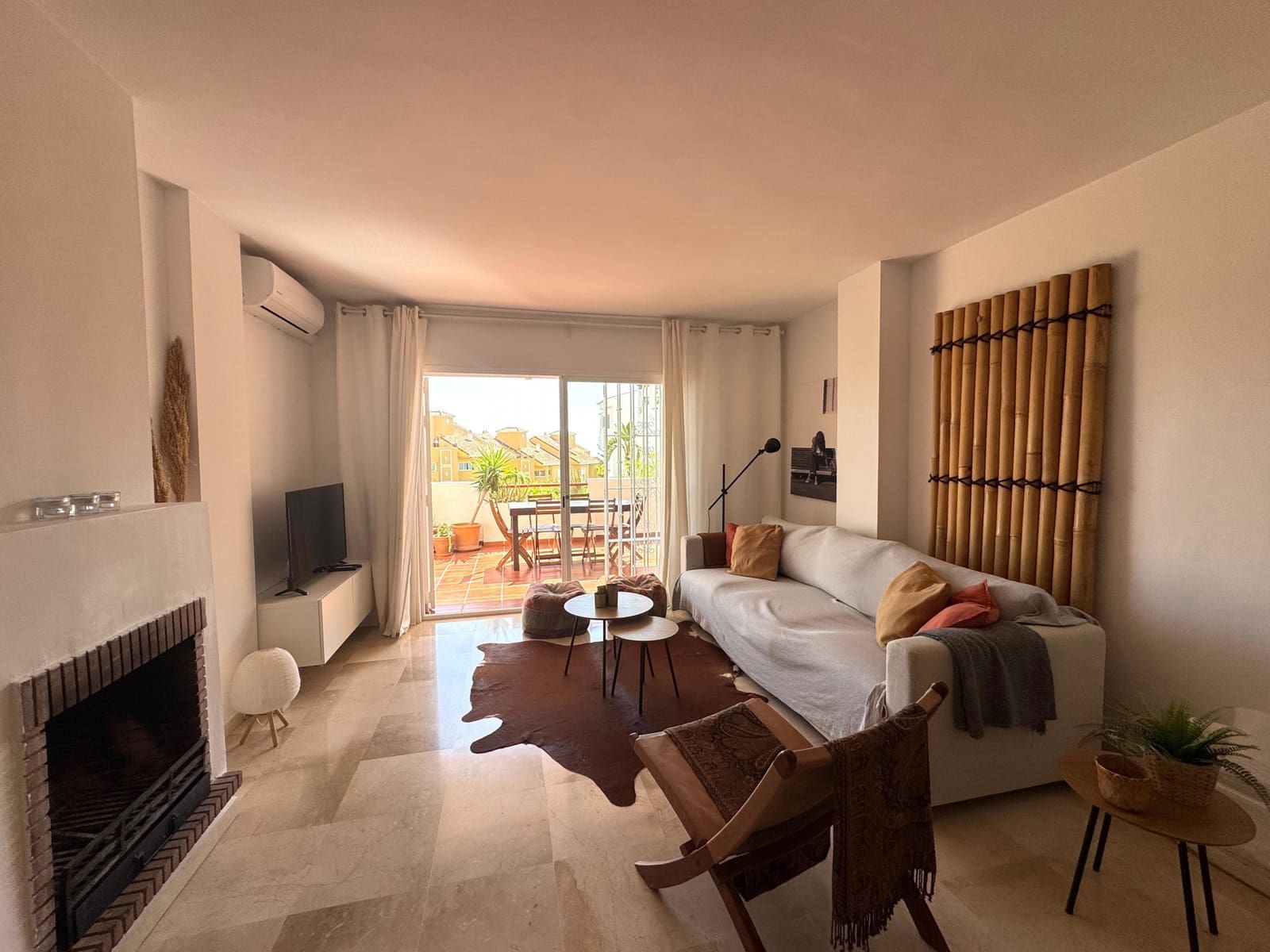 2 Zimmer Apartment zu vermieten in Bel-Air mit Pool - 2.200 € (Ref: 9683400)