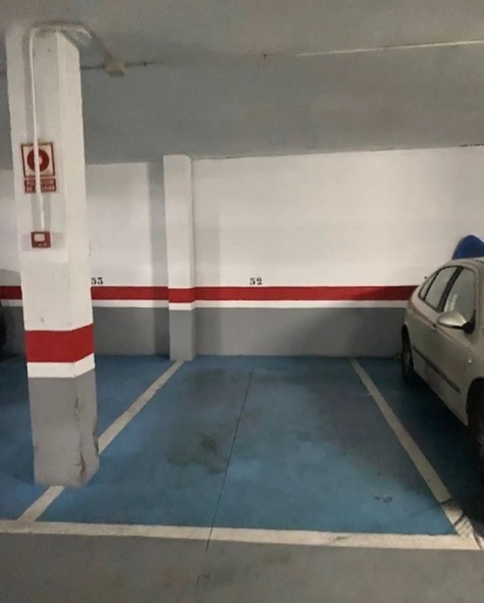 Ático de 4 habitaciones en Marbella en alquiler con piscina garaje - 5.000 € (Ref: 9683401)