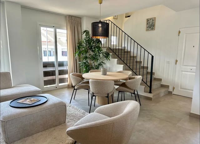 Ático de 4 habitaciones en Marbella en alquiler con piscina garaje - 5.000 € (Ref: 9683401)