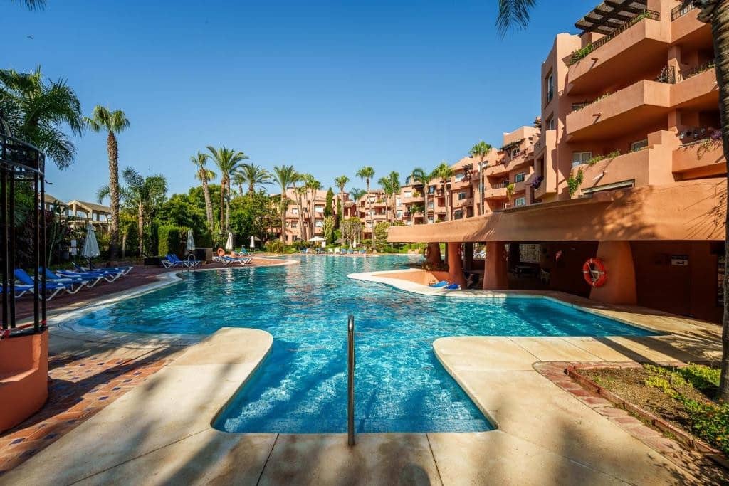 2 quarto Apartamento para venda em Marbella com piscina garagem - 700 000 € (Ref: 9690304)