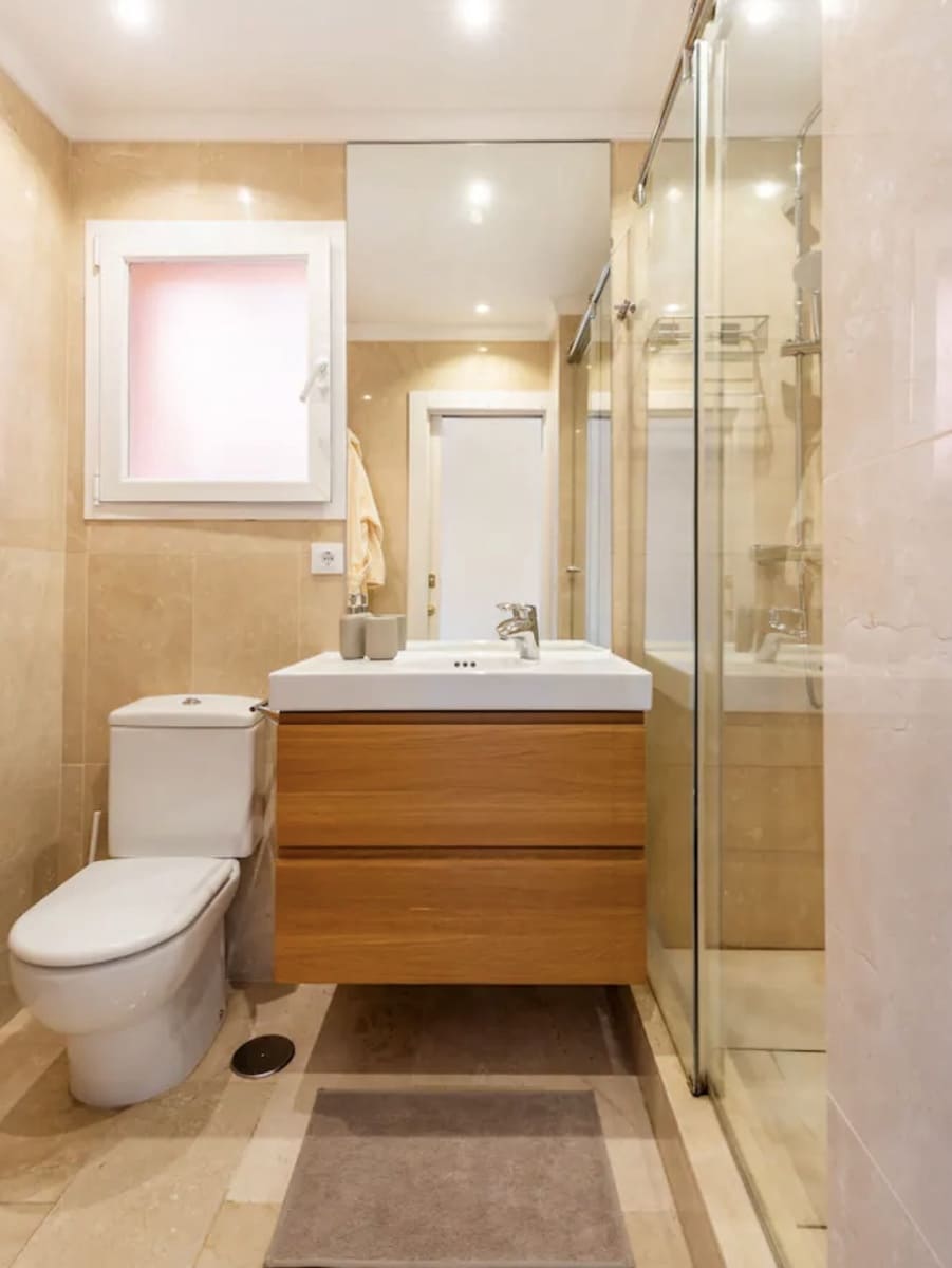 2 bedroom Apartment for sale in Marbella with pool garage - € 700,000 (Ref: 9690304)