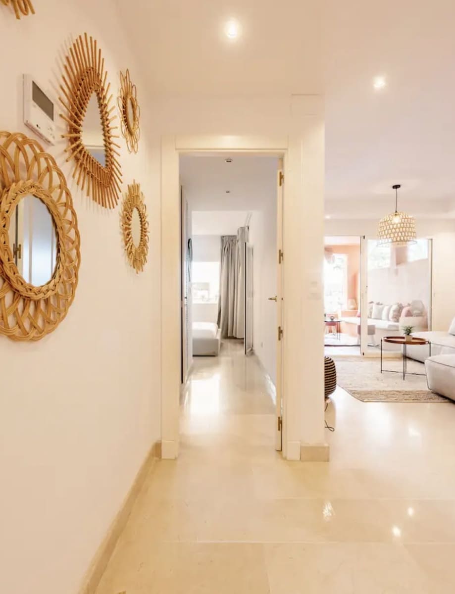 2 bedroom Apartment for sale in Marbella with pool garage - € 700,000 (Ref: 9690304)