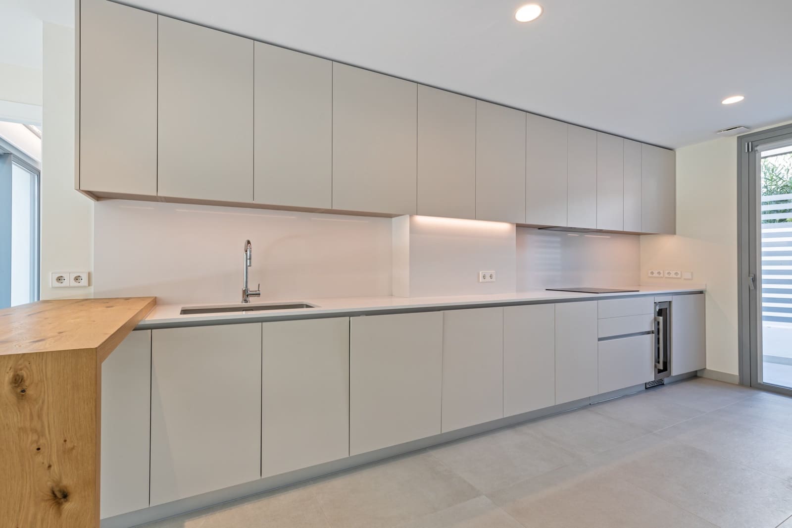 4 quarto Moradia Geminada para venda em San Pedro de Alcantara com piscina garagem - 1 195 000 € (Ref: 9701398)