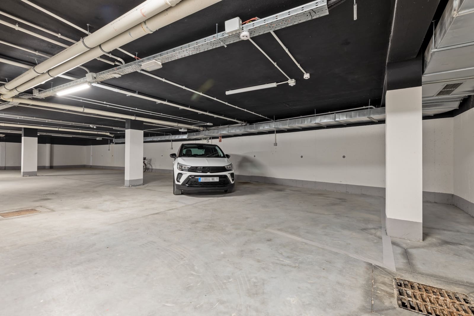 4 quarto Moradia Geminada para venda em San Pedro de Alcantara com piscina garagem - 1 195 000 € (Ref: 9701398)