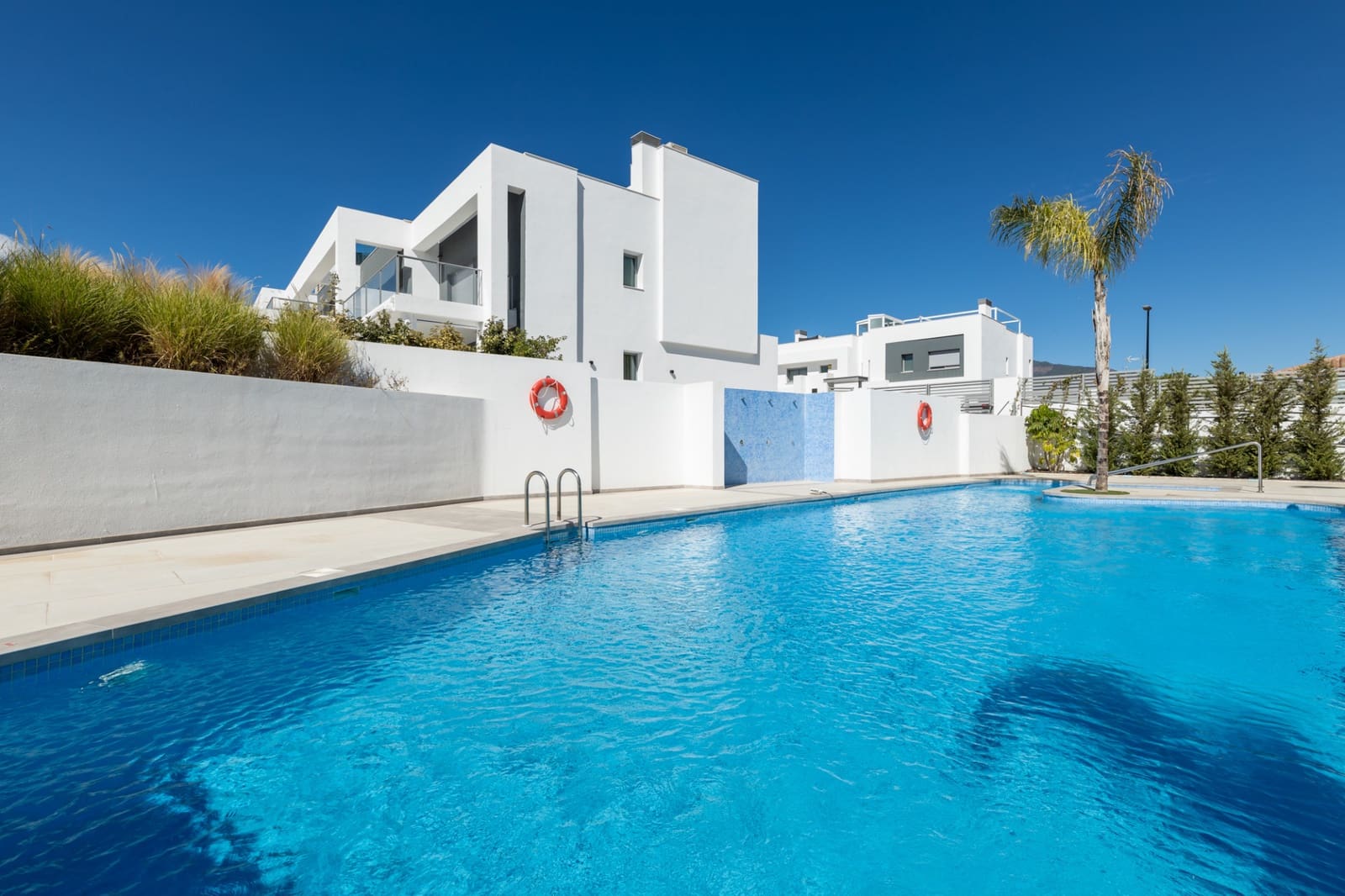 4 bedroom Semi-detached Villa for sale in San Pedro de Alcantara with pool garage - € 1,195,000 (Ref: 9701398)