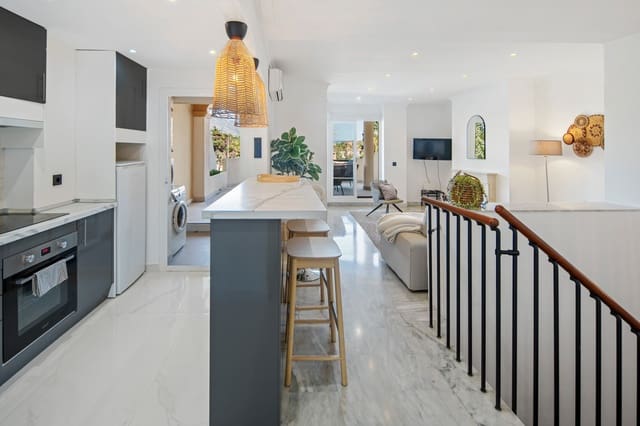 2 camera da letto Appartamento in vendita in Nueva Andalucía Centro, Marbella con piscina garage - 535.000 € (Rif: 9711159)