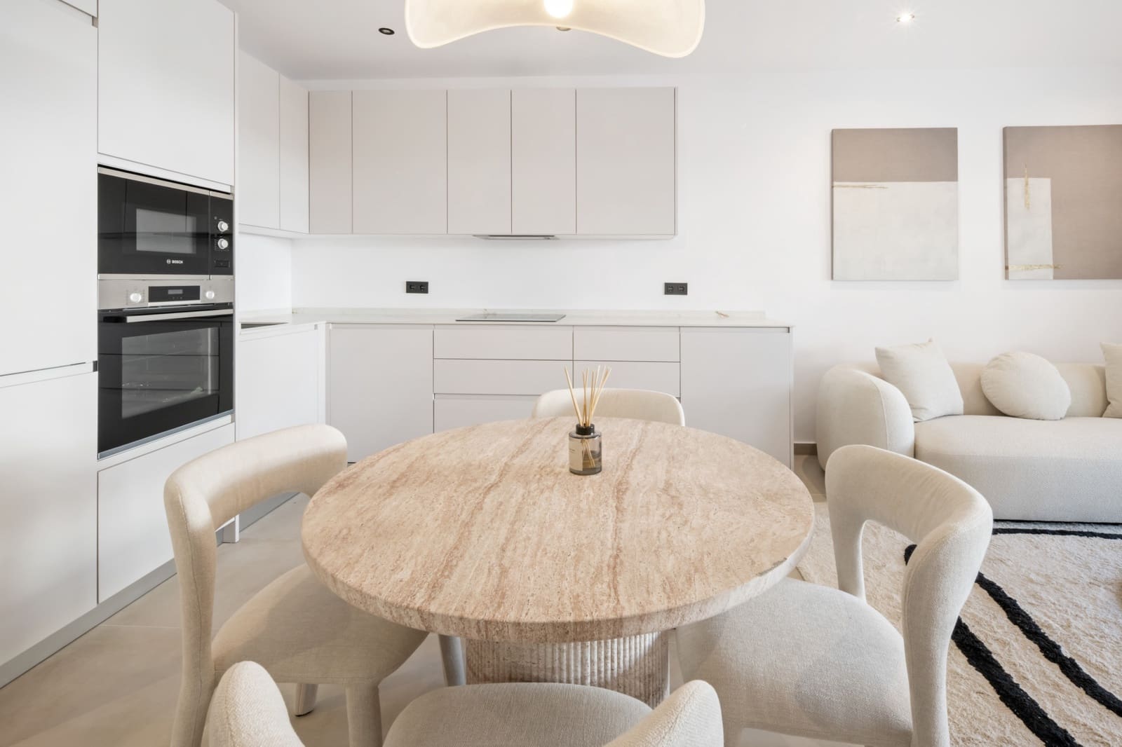 3 bedroom Apartment for sale in Nueva Andalucia with pool garage - € 699,000 (Ref: 9711160)