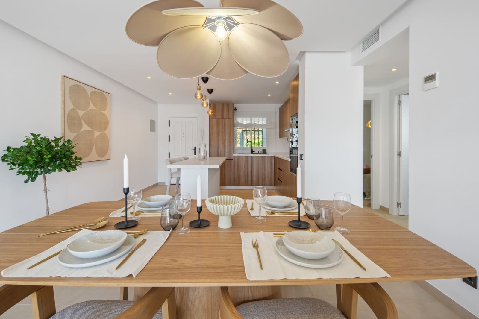 Apartamento de 2 habitaciones en La Quinta en venta con piscina garaje - 599.000 € (Ref: 9711161)