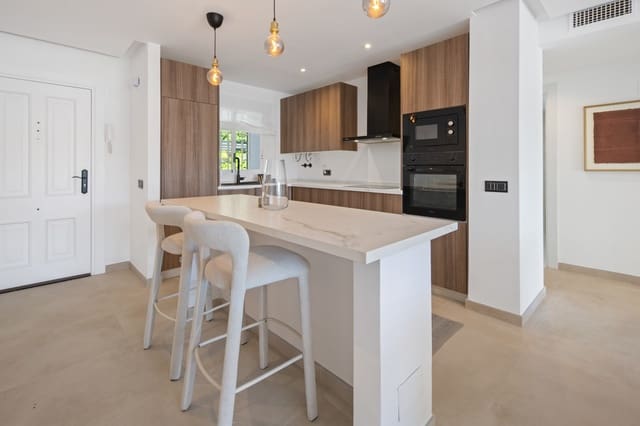 2 chambre Appartement à vendre à La Quinta, Benahavís avec piscine garage - 535 000 € (Ref: 9711161)