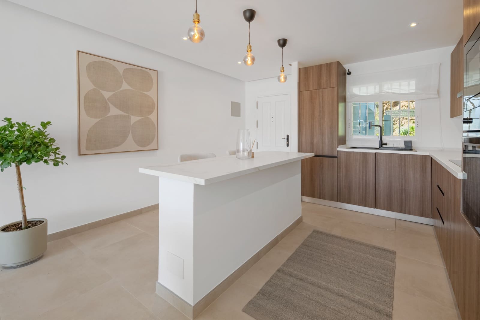 2 bedroom Apartment for sale in La Quinta with pool garage - € 535,000 (Ref: 9711161)
