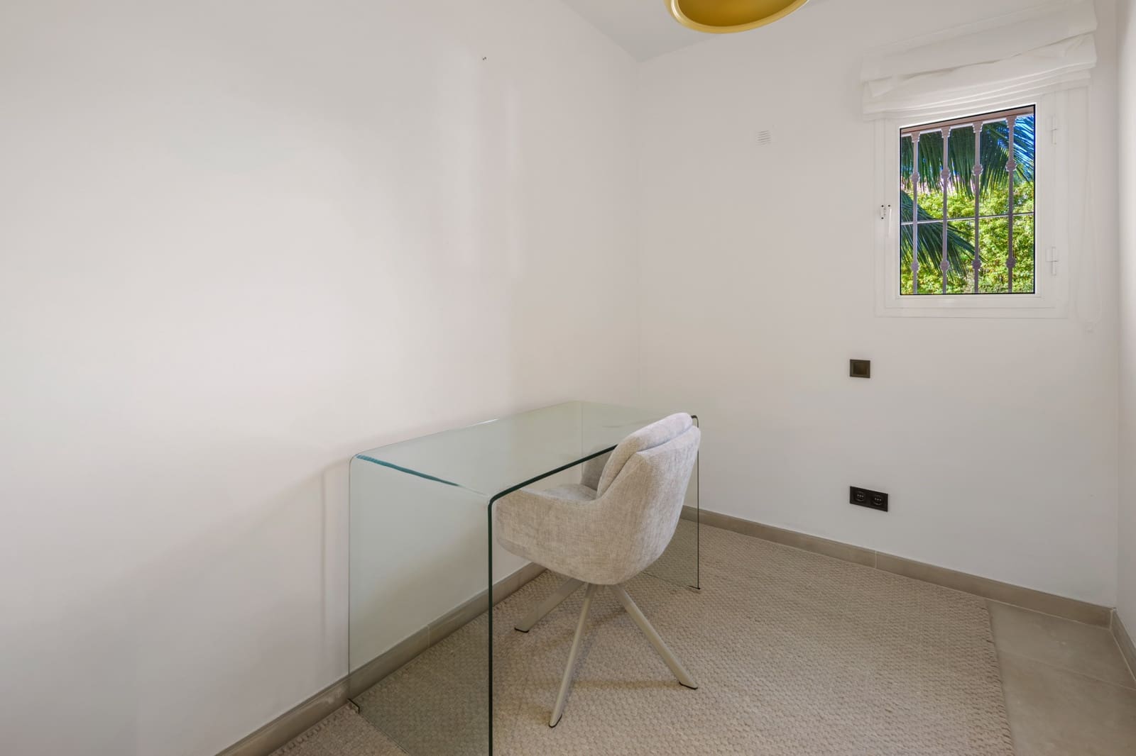 3 quarto Apartamento para venda em Nueva Andalucia com garagem - 699 000 € (Ref: 9719698)