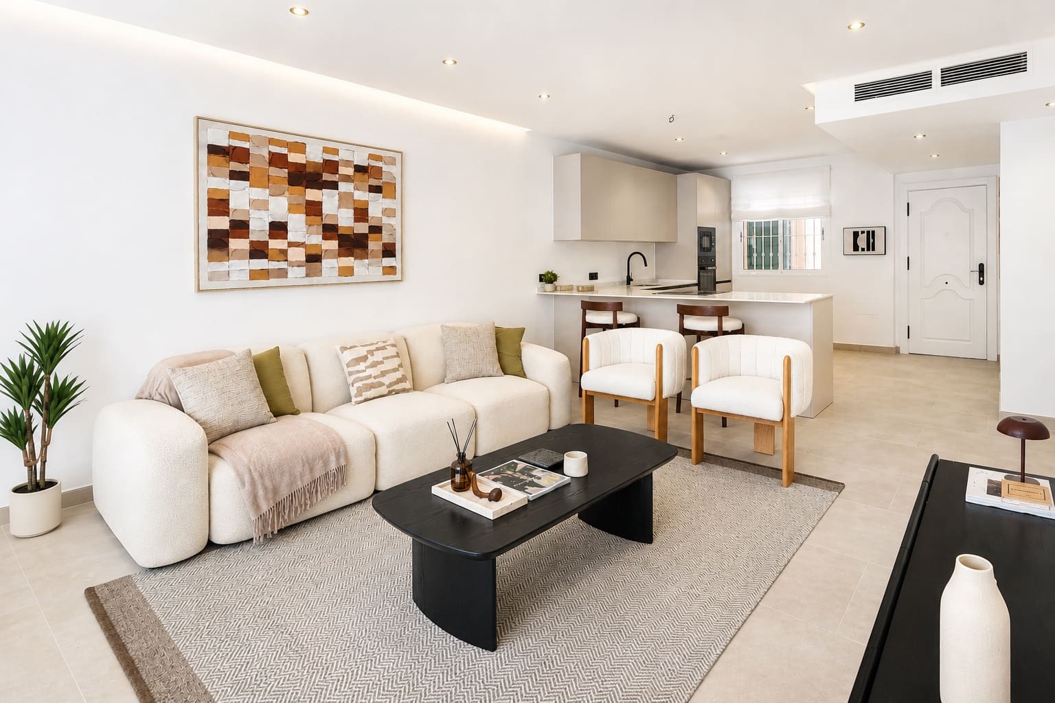 3 bedroom Apartment for sale in Nueva Andalucia with pool garage - € 689,000 (Ref: 9719698)