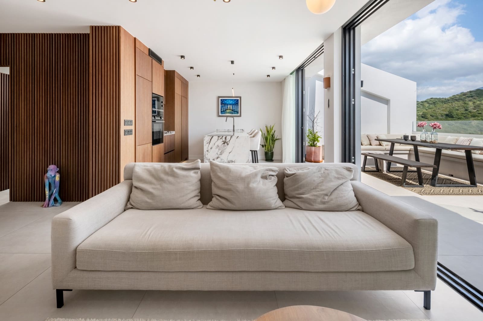 2 bedroom Penthouse for sale in La Quinta with pool garage - € 769,000 (Ref: 9735272)