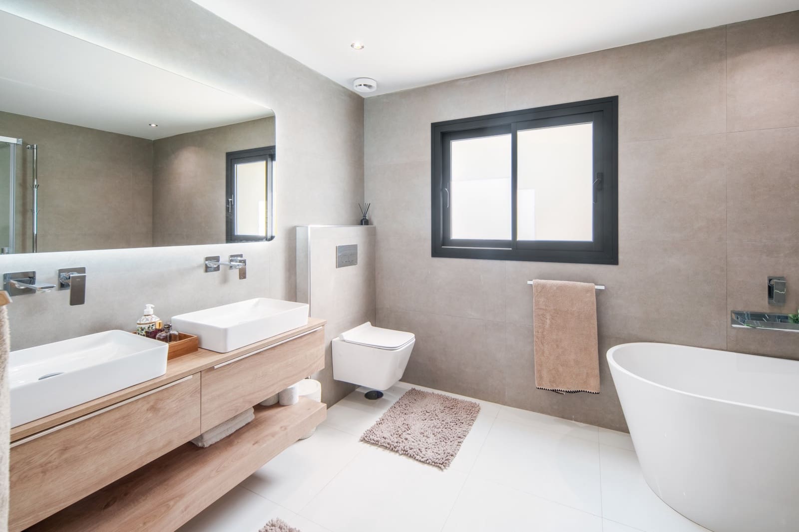 4 soverom Villa til salgs i Mijas Costa med svømmebasseng garasje - € 2 395 000 (Ref: 9755416)