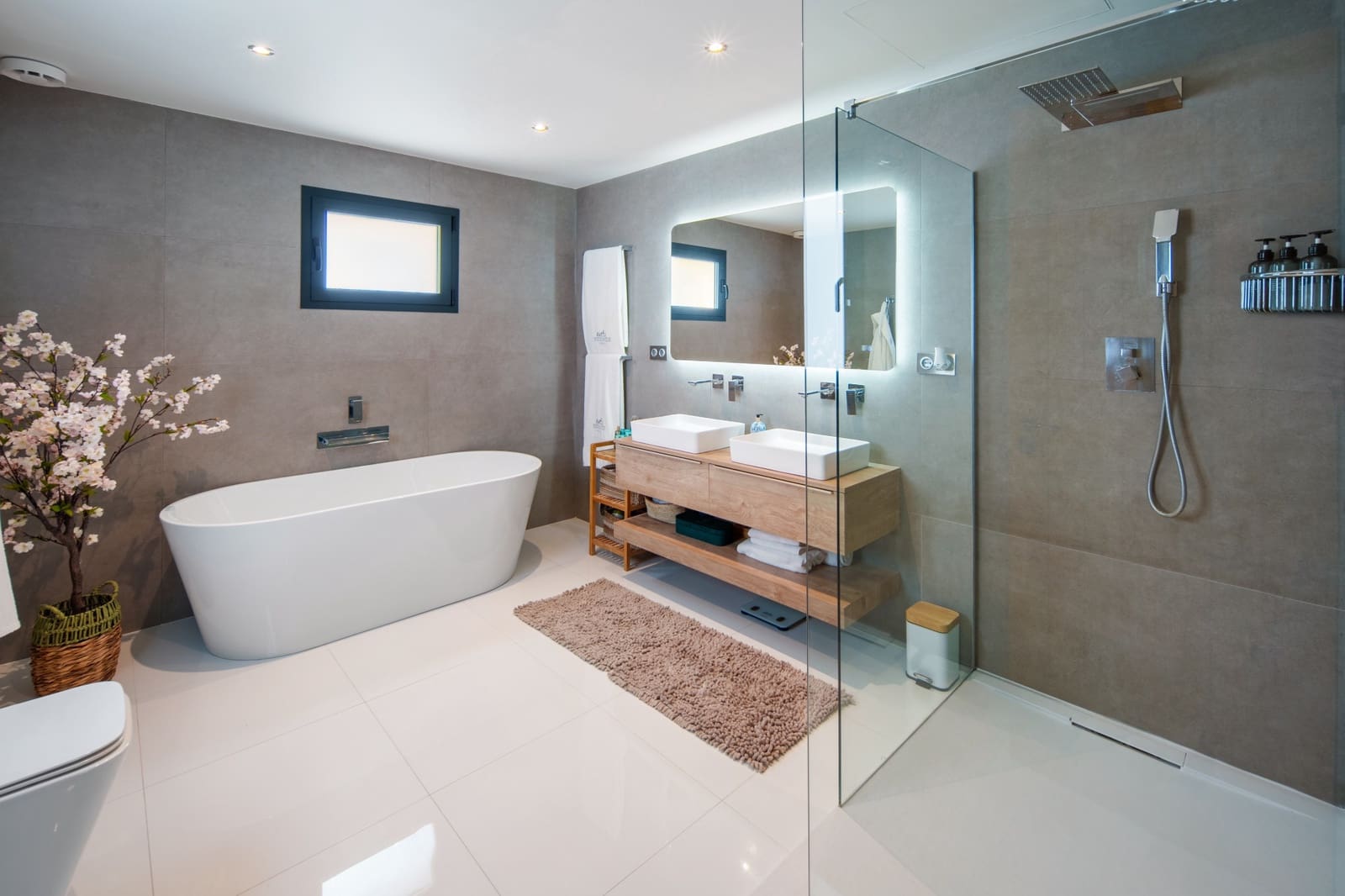 4 soverom Villa til salgs i Mijas Costa med svømmebasseng garasje - € 2 395 000 (Ref: 9755416)