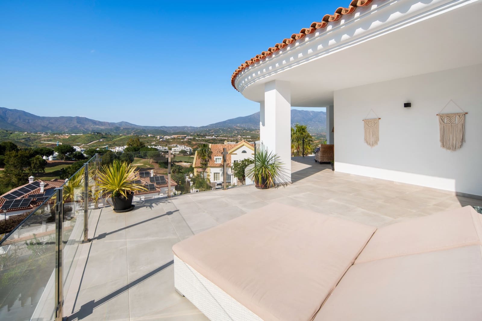 4 soverom Villa til salgs i Mijas Costa med svømmebasseng garasje - € 2 395 000 (Ref: 9755416)