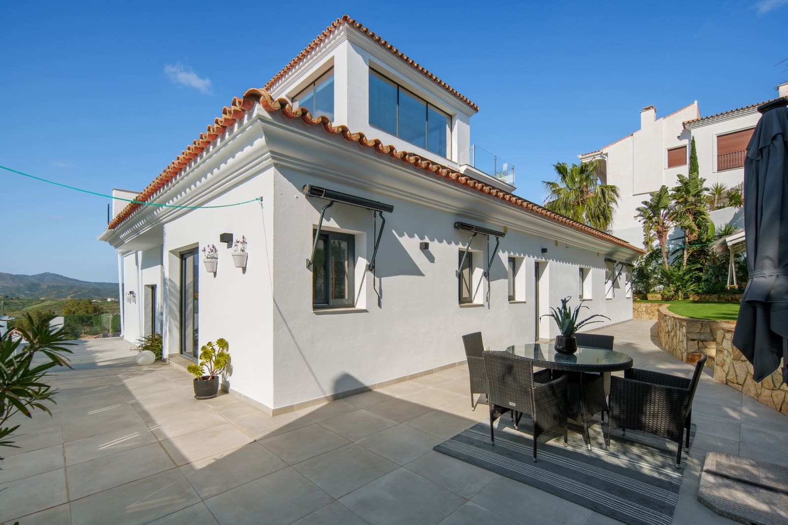 4 soverom Villa til salgs i Mijas Costa med svømmebasseng garasje - € 2 395 000 (Ref: 9755416)