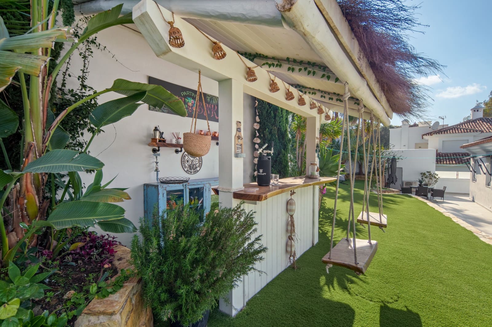 4 soverom Villa til salgs i Mijas Costa med svømmebasseng garasje - € 2 395 000 (Ref: 9755416)