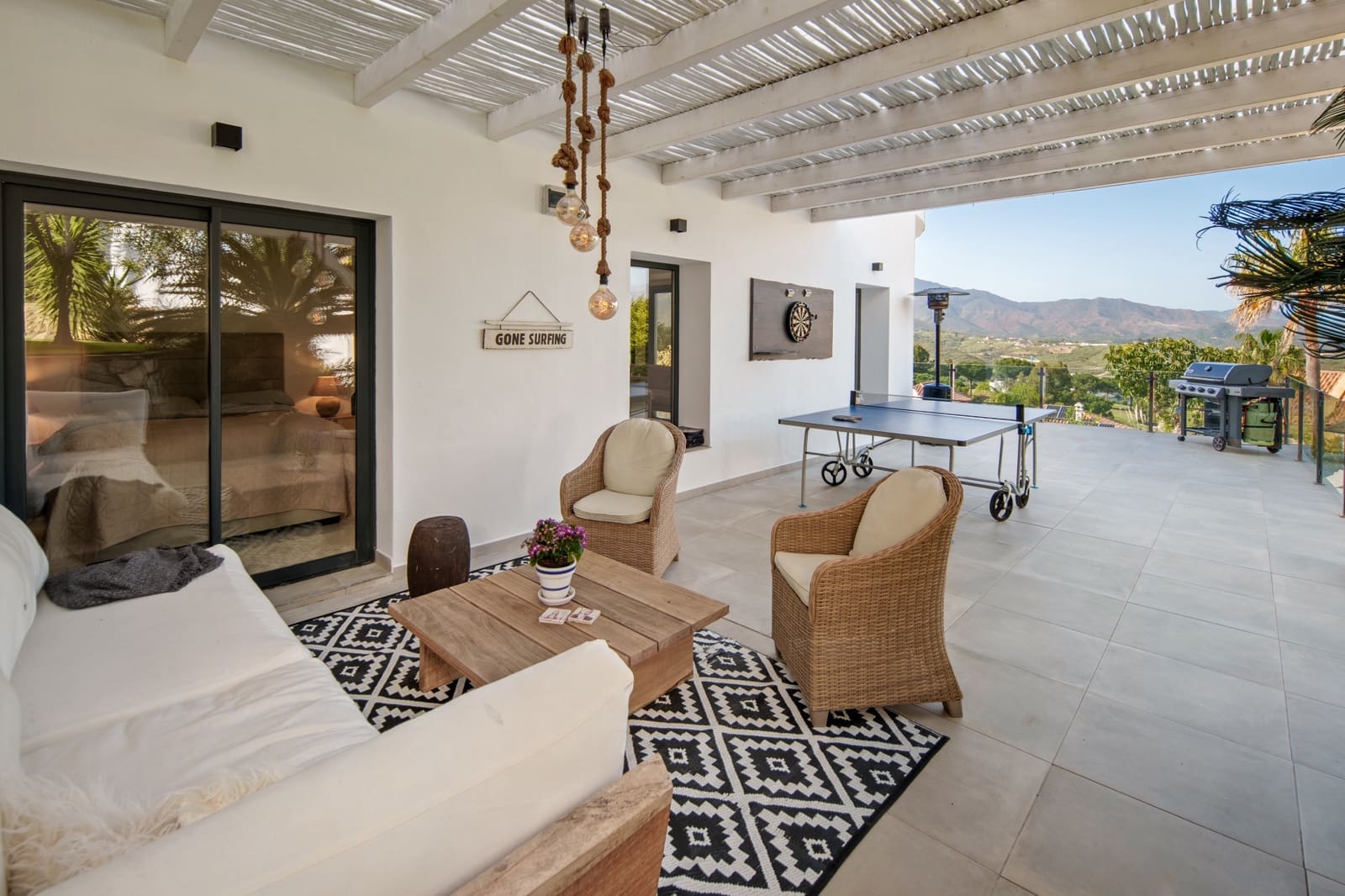 4 soverom Villa til salgs i Mijas Costa med svømmebasseng garasje - € 2 395 000 (Ref: 9755416)