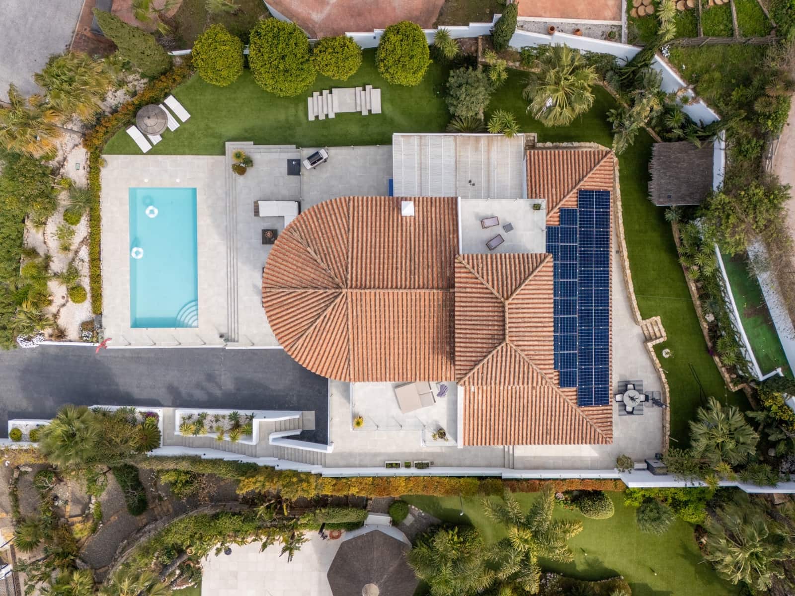 4 soverom Villa til salgs i Mijas Costa med svømmebasseng garasje - € 2 395 000 (Ref: 9755416)